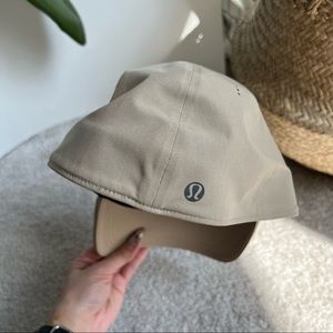 Lululemon beige hat